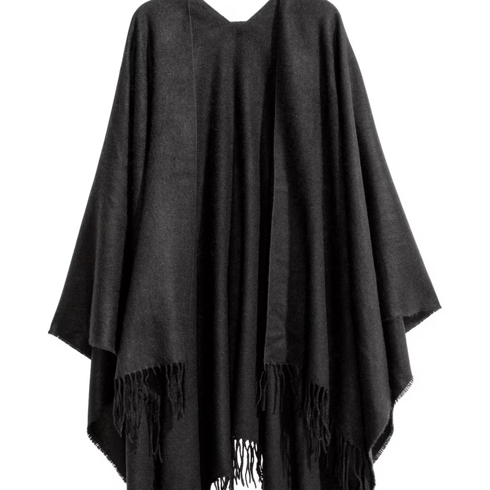 H&M Charcoal Fringe Poncho One Size Open Front Knit Wrap - Picture 4 of 4
